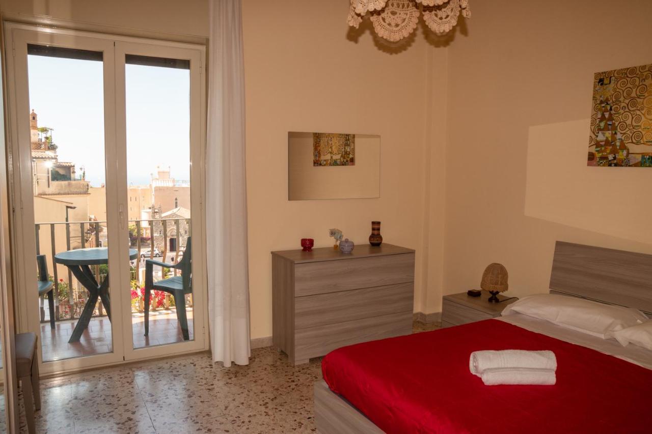 Casa Vacanze Il Vicolo Taormina Buitenkant foto