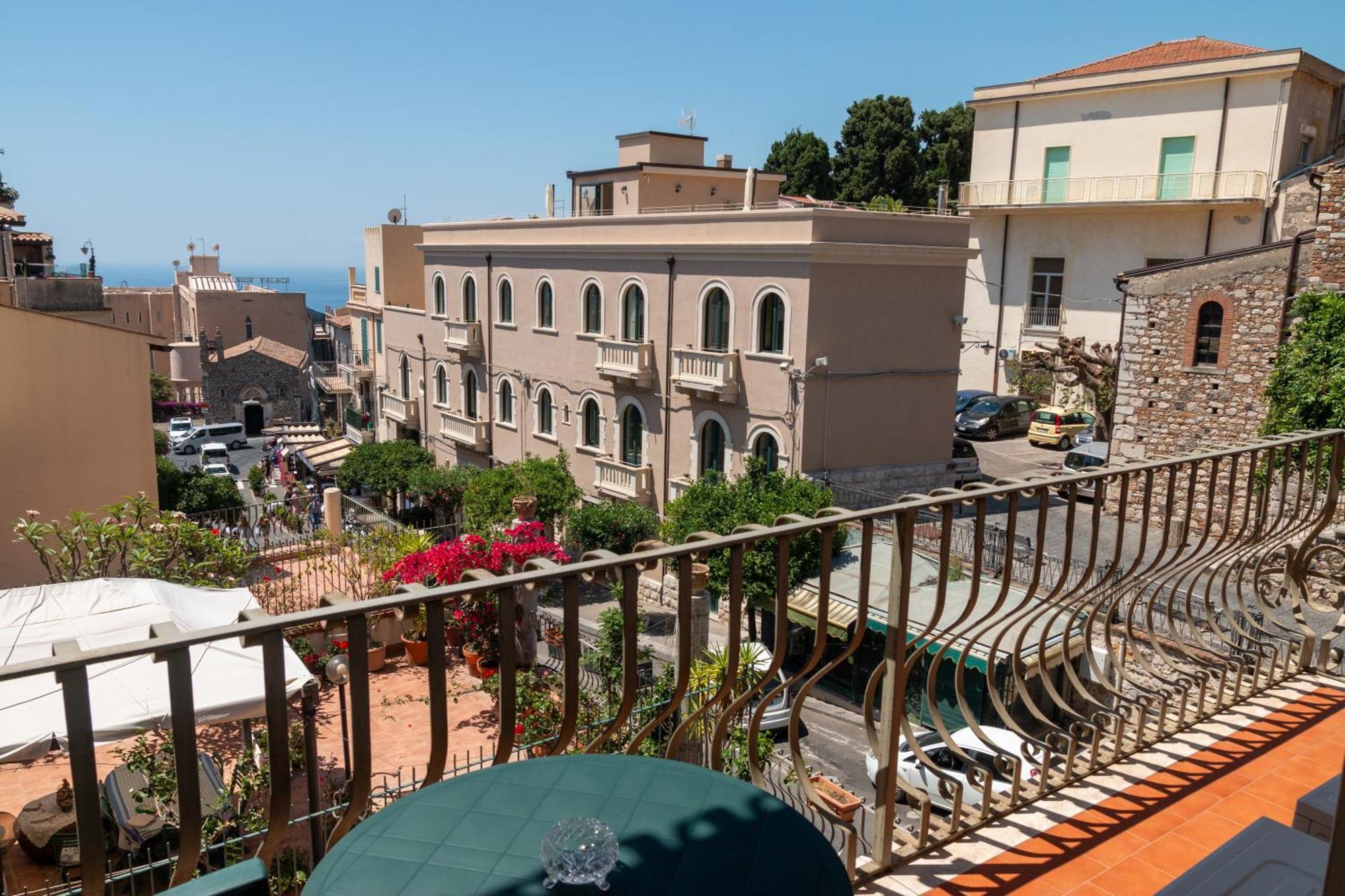 Casa Vacanze Il Vicolo Taormina Buitenkant foto