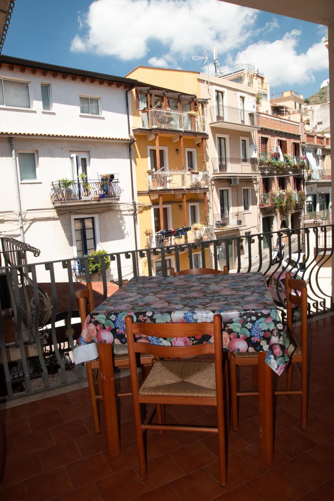 Casa Vacanze Il Vicolo Taormina Buitenkant foto